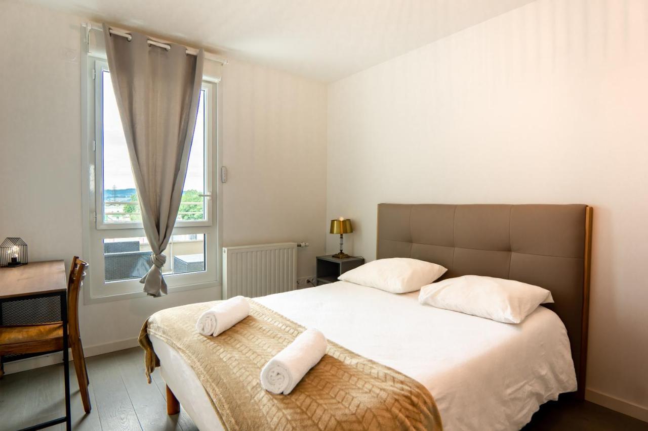 85 Geneve Confortable T2 Avec Parking Prive Анси Экстерьер фото